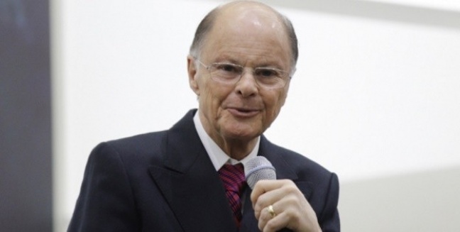 Edir Macedo negocia TV por R$ 300 milhões para ampliar domínio