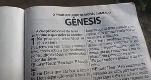 Igrejas questionam projeto de lei que proíbe mudanças na Bíblia