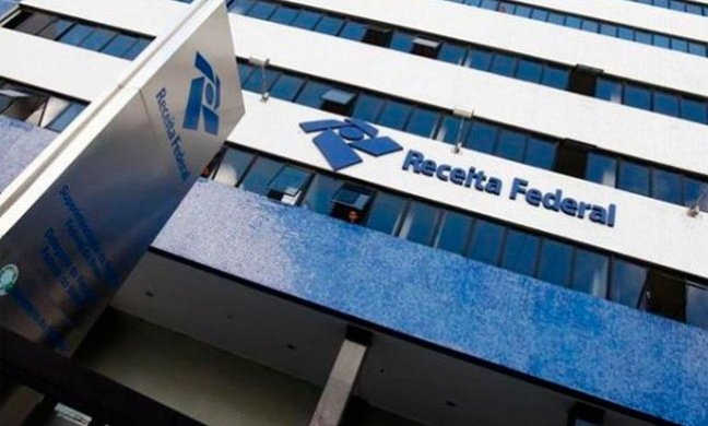 Igrejas brasileiras recolheram R$ 17 bilhões de dízimo em um ano